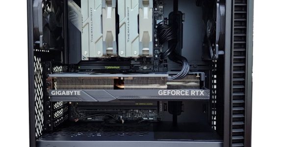 案例十四：RTX4080 Super 遊戲主機