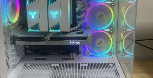 案例二一：RTX5060ti 白色遊戲主機